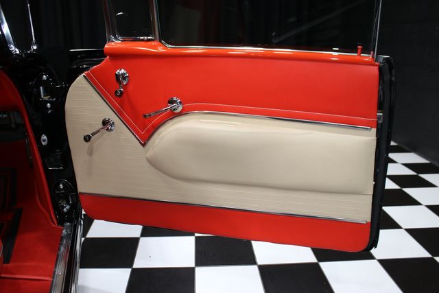1955 Chevrolet Bel Air SHOW STOPPER - 23056683 - 42