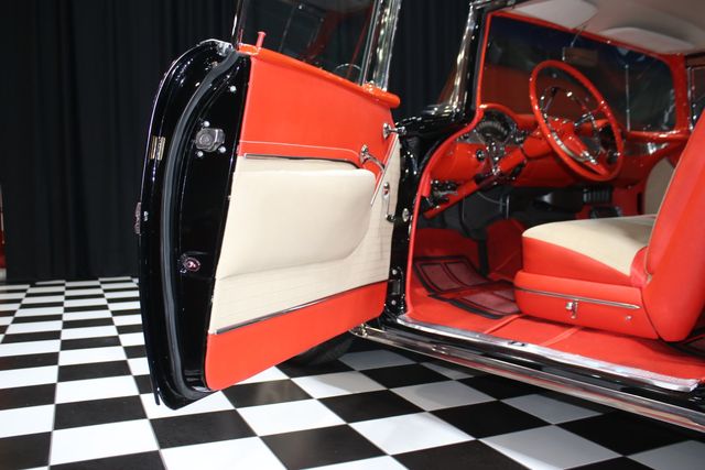 1955 Chevrolet Bel Air SHOW STOPPER - 23056683 - 55