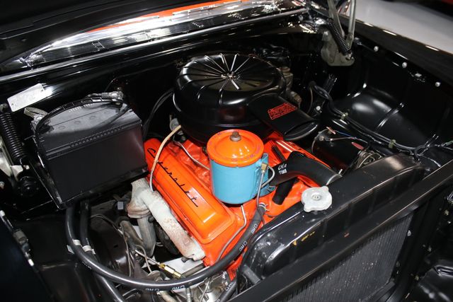 1955 Chevrolet Bel Air SHOW STOPPER - 23056683 - 76