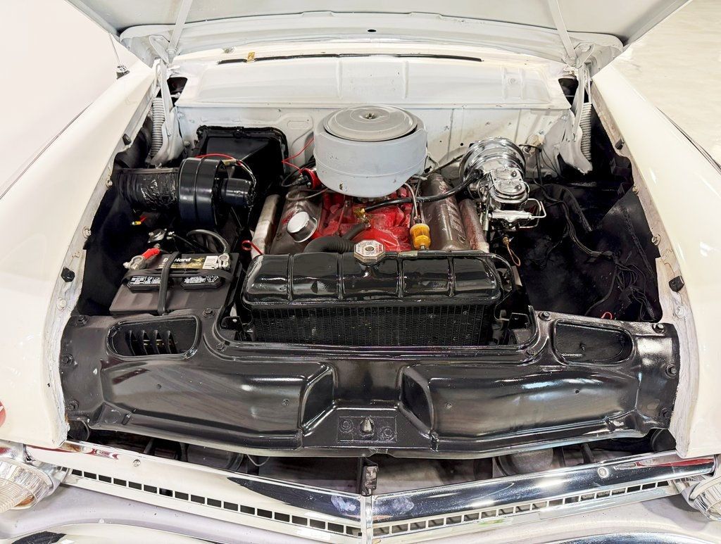 1955 Ford FAIRLANE Crown Victoria - 22922201 - 32