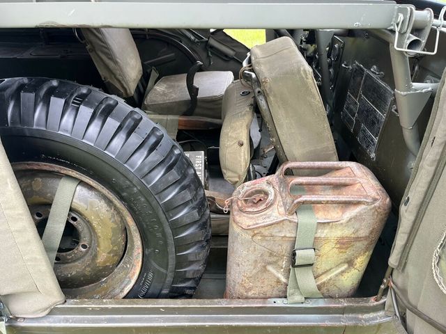 1955 Jeep M170 Frontline Ambulance MASH US Army Jeep - 23019541 - 19
