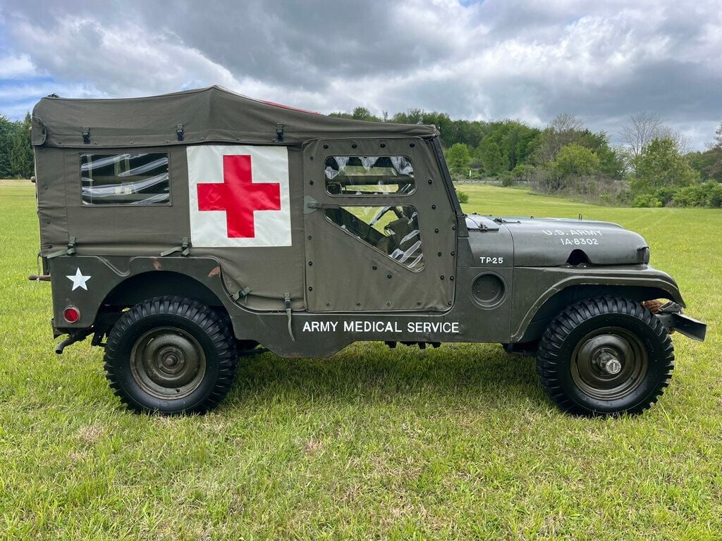 1955 Jeep M170 Frontline Ambulance MASH US Army Jeep - 23019541 - 2