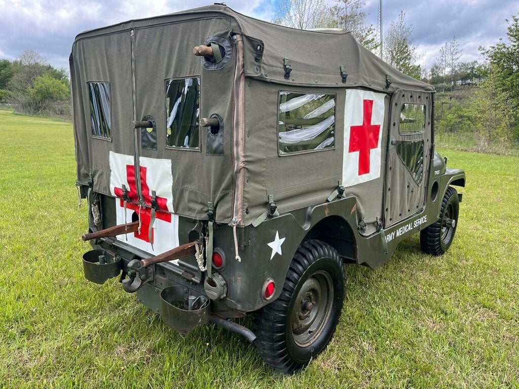 1955 Jeep M170 Frontline Ambulance MASH US Army Jeep - 23019541 - 3