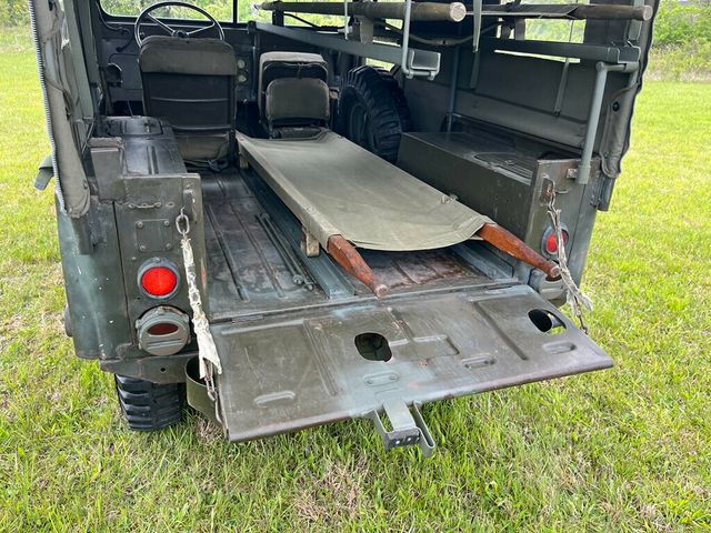 1955 Jeep M170 Frontline Ambulance MASH US Army Jeep - 23019541 - 55