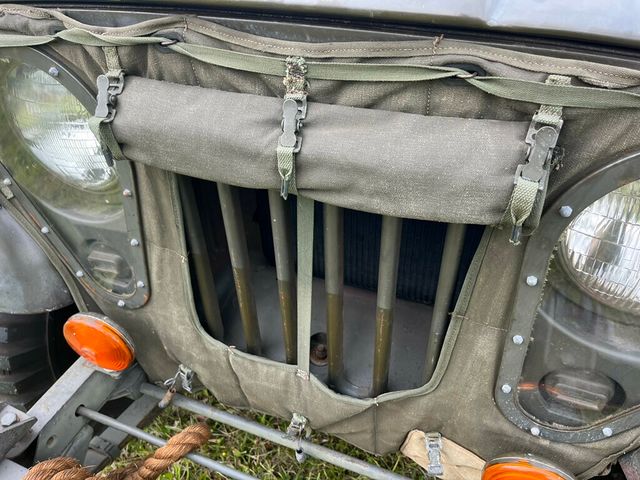 1955 Jeep M170 Frontline Ambulance MASH US Army Jeep - 23019541 - 65