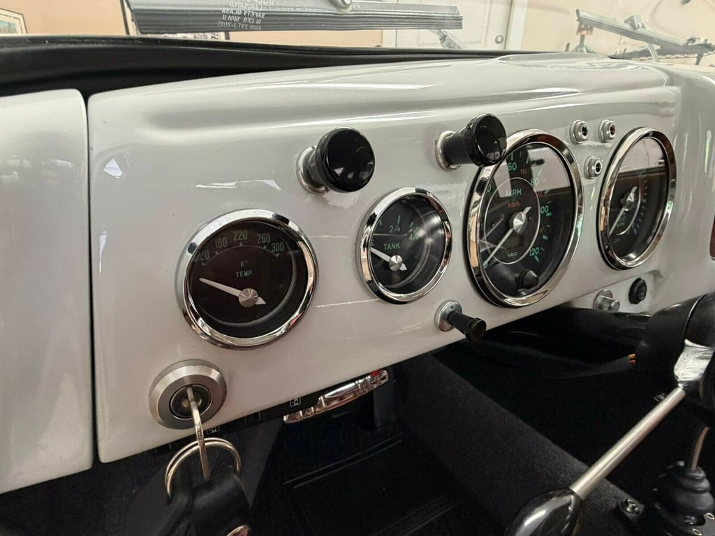 1955 Vintage Motorcars CA 356 Pre-A Coupe Pat Downs 2332cc Boxer, A-1 Performance Exhaust, Disc Brakes - 23042570 - 34