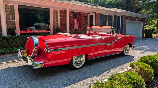1956 Ford Sunliner Convertible For Sale - 22916791 - 4