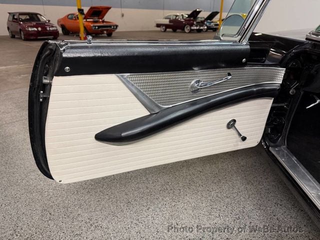 1956 Ford Thunderbird  - 22968945 - 10