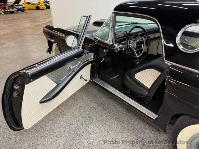 1956 Ford Thunderbird  - 22968945 - 11