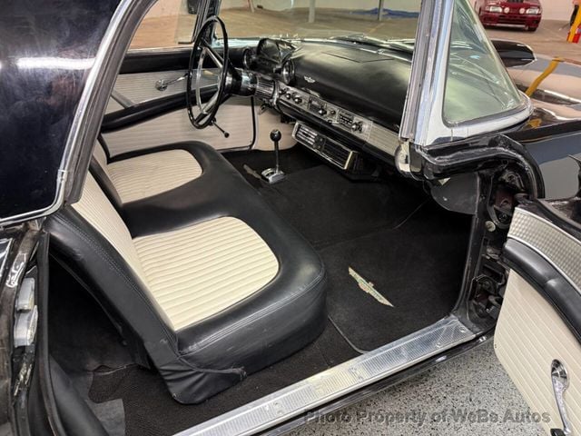 1956 Ford Thunderbird  - 22968945 - 21