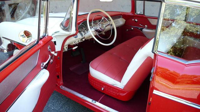 1956 Pontiac STAR CHIEF SHOW CAR - 11015200 - 20