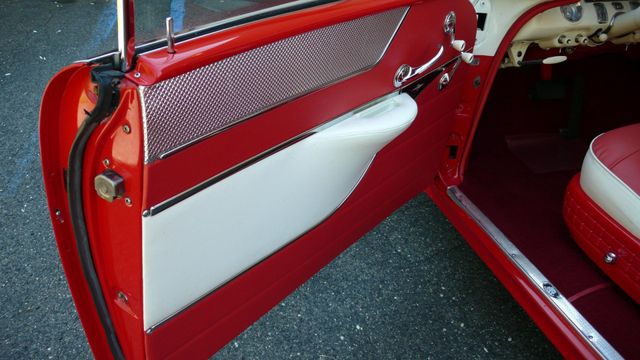 1956 Pontiac STAR CHIEF SHOW CAR - 11015200 - 21