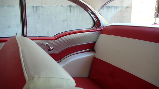 1956 Pontiac STAR CHIEF SHOW CAR - 11015200 - 37