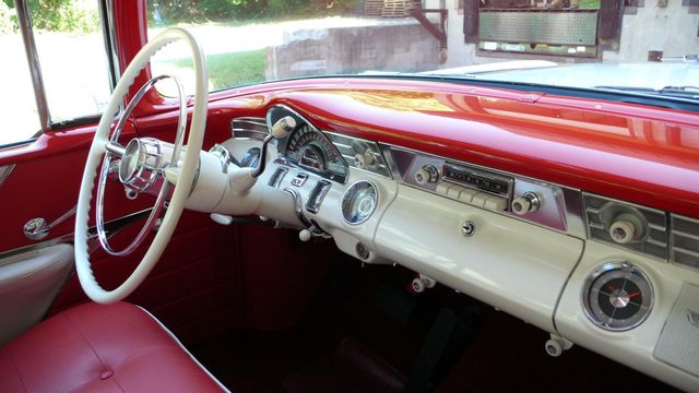 1956 Pontiac STAR CHIEF SHOW CAR - 11015200 - 44