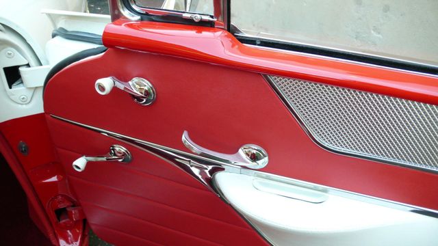 1956 Pontiac STAR CHIEF SHOW CAR - 11015200 - 47
