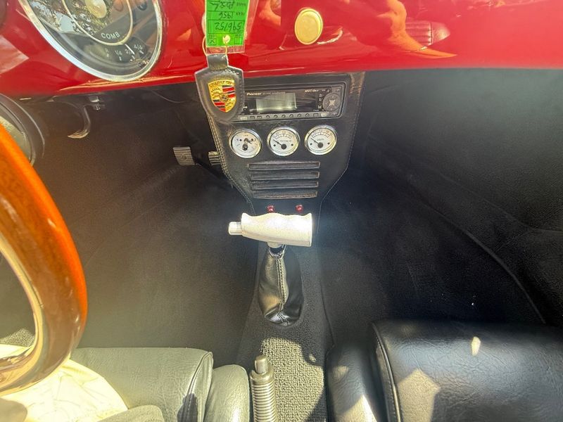 1956 Porsche 356 Speedster Replica  - 22870782 - 20