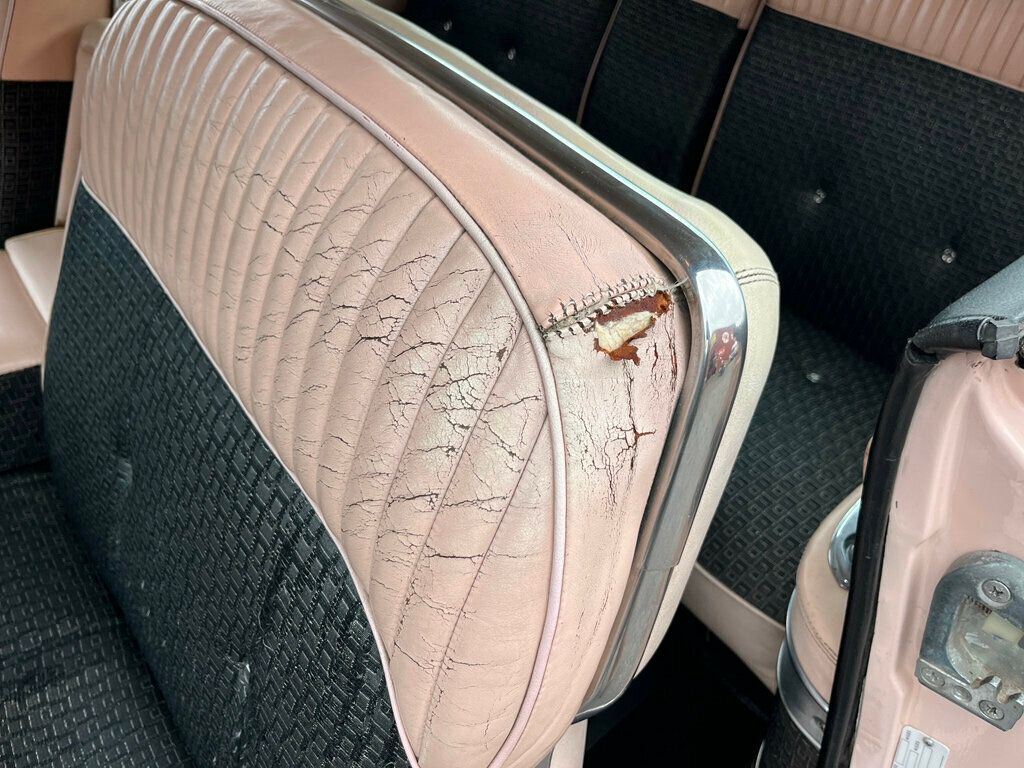 1957 Cadillac Coupe DeVille  - 23043985 - 27