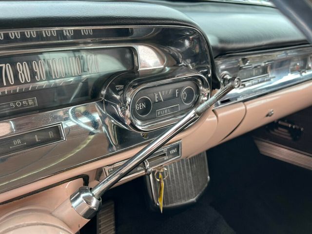 1957 Cadillac Coupe DeVille  - 23043985 - 34