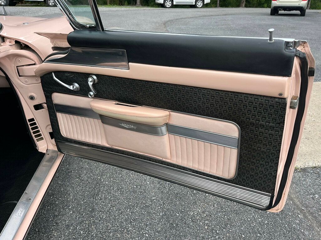 1957 Cadillac Coupe DeVille  - 23043985 - 39