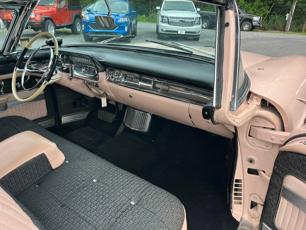 1957 Cadillac Coupe DeVille  - 23043985 - 40