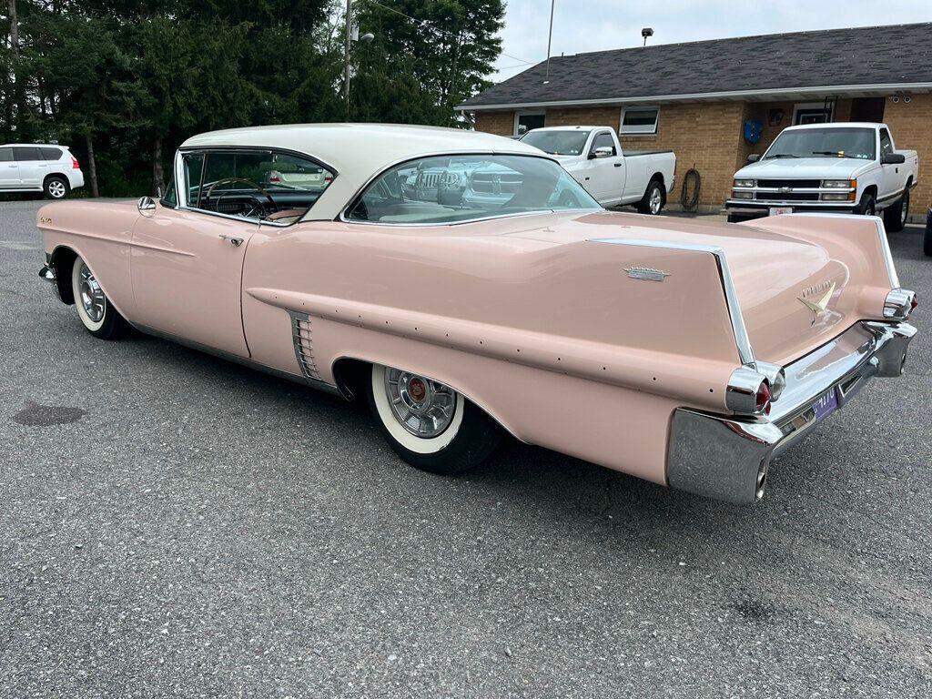 1957 Cadillac Coupe DeVille  - 23043985 - 4