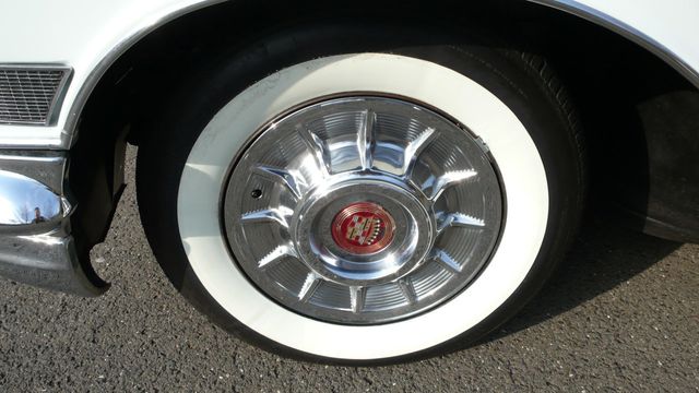 1957 Cadillac Deville  - 19245036 - 18