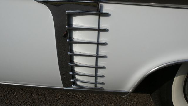 1957 Cadillac Deville  - 19245036 - 30