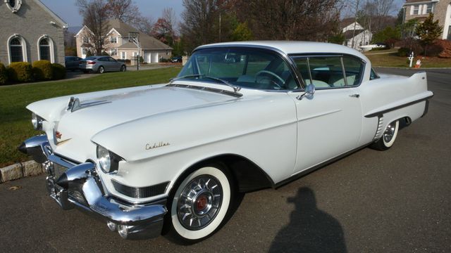 1957 Cadillac Deville  - 19245036 - 3
