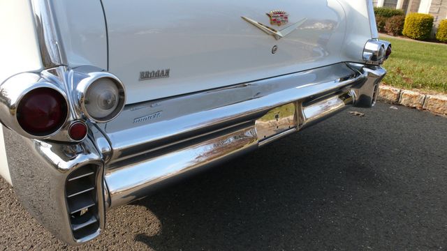 1957 Cadillac Deville  - 19245036 - 41