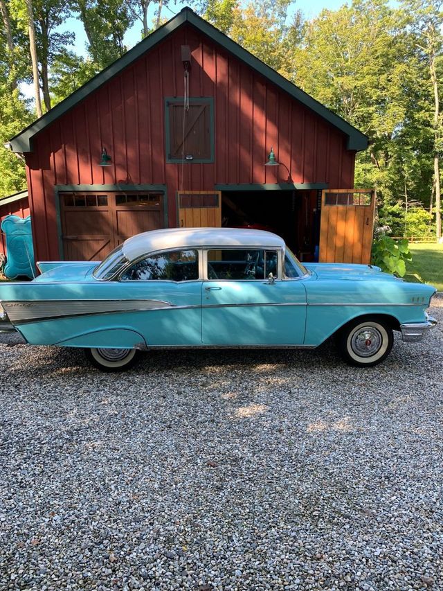 1957 Chevrolet Bel Air  - 19450423 - 30