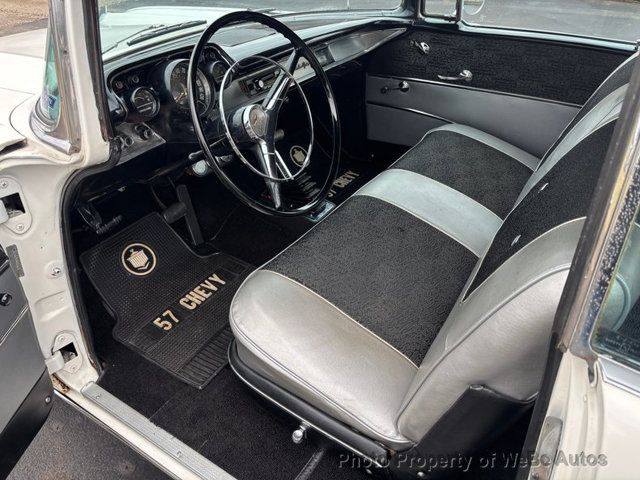 1957 Chevrolet Bel Air  - 22835958 - 16