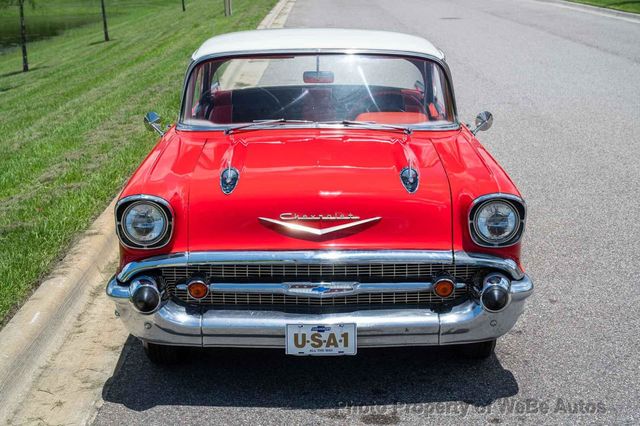 1957 Chevrolet Bel Air Hardtop - 22521586 - 25