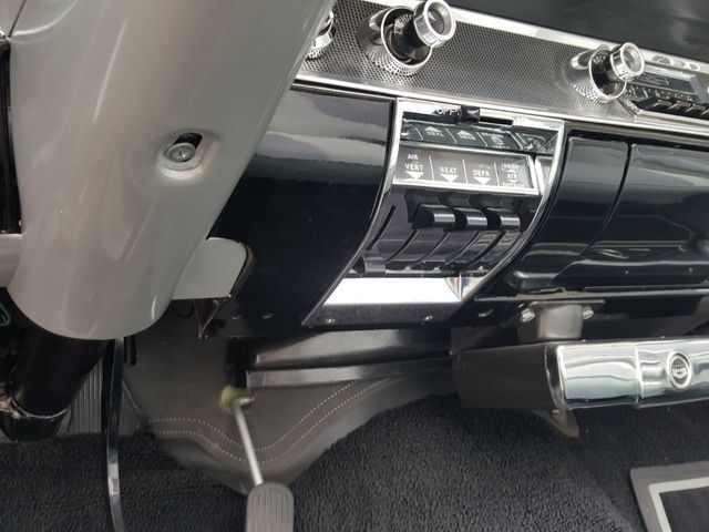 1957 Chevrolet Bel Air Convertible  - 18850418 - 18