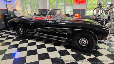 1957 Chevrolet Corvette - E575102823