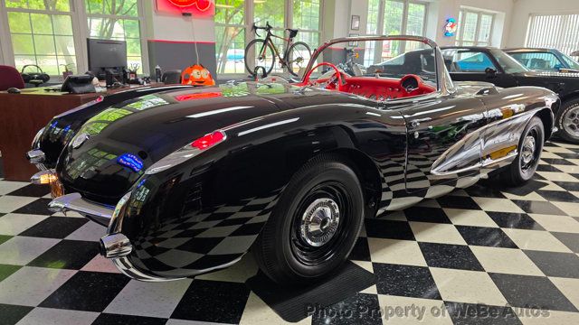 1957 Chevrolet Corvette Fuelie - 23048508 - 11