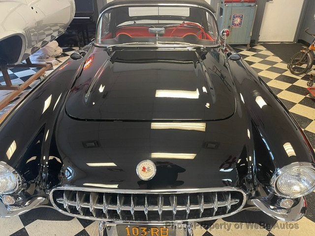 1957 Chevrolet Corvette Fuelie - 23048508 - 14