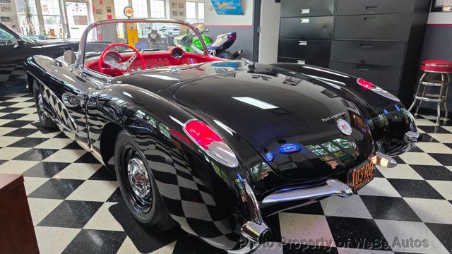 1957 Chevrolet Corvette Fuelie - 23048508 - 16