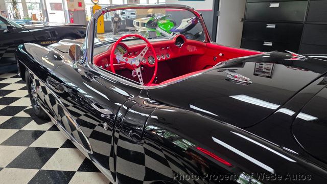 1957 Chevrolet Corvette Fuelie - 23048508 - 20