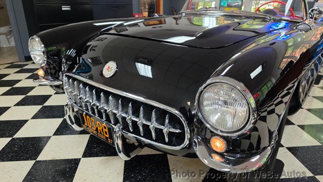 1957 Chevrolet Corvette Fuelie - 23048508 - 24