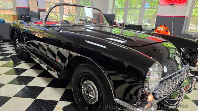 1957 Chevrolet Corvette Fuelie - 23048508 - 25