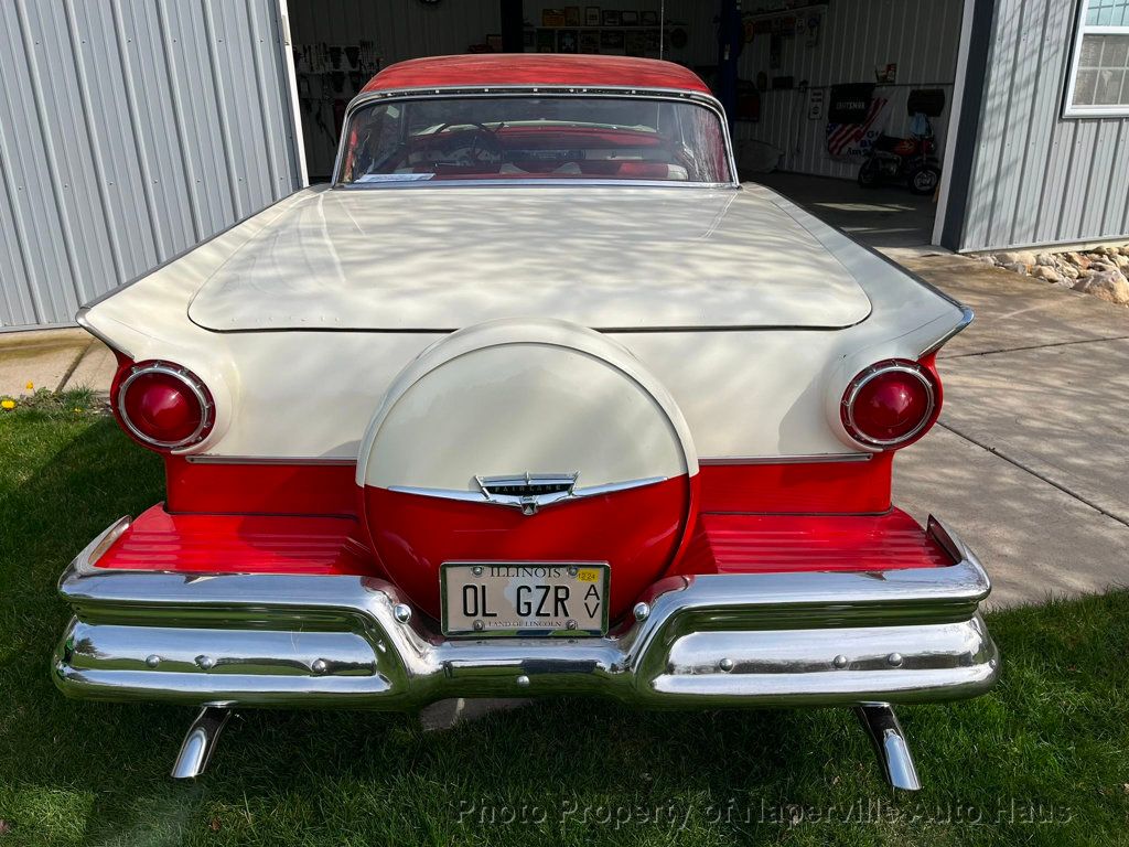 1957 FORD FAIRLANE SKYLINER CONVERTIBLE - Image 5