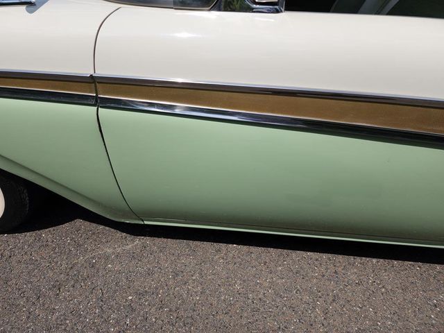 1957 Ford FAIRLANE 500  - 22031249 - 21