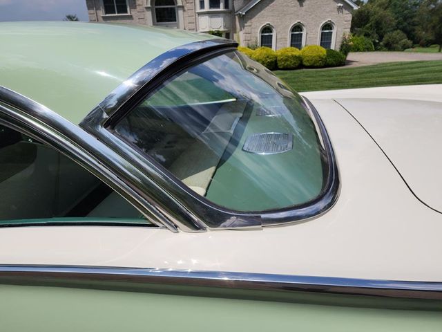 1957 Ford FAIRLANE 500  - 22031249 - 25