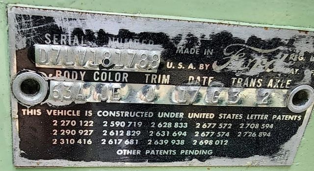 1957 Ford FAIRLANE 500  - 22031249 - 68