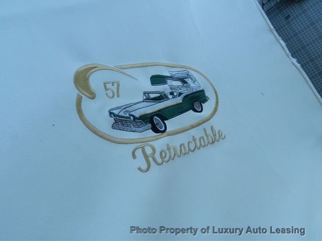 1957 Ford FAIRLANE SUNLINER  - 21627466 - 19