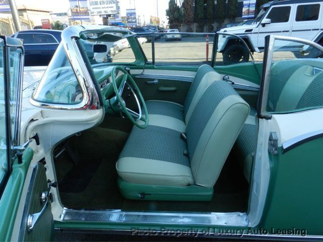 1957 Ford FAIRLANE SUNLINER  - 21627466 - 21