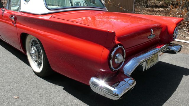 1957 Ford THUNDERBIRD  - 17610774 - 38