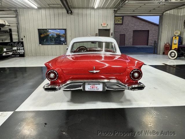 1957 Ford Thunderbird  - 22584032 - 9