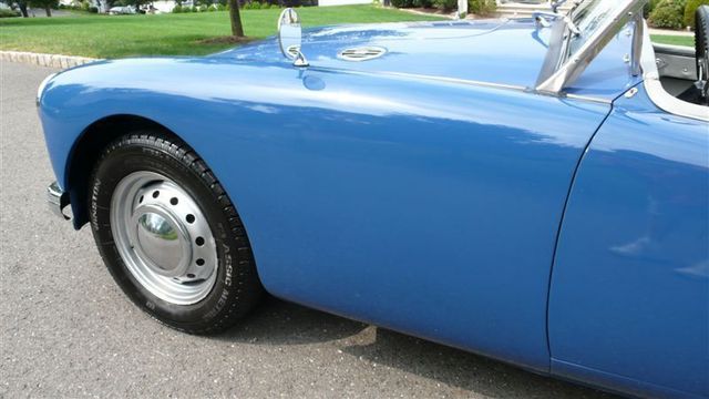 1957 MG MGA RESTORED - 7611616 - 20
