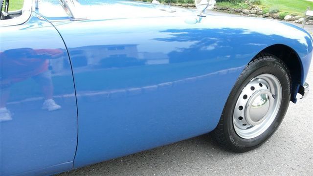 1957 MG MGA RESTORED - 7611616 - 34